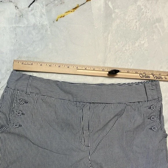 Talbots Pants Womens Size 14 Blue White Pinstripes Cotton Stretch Pocket Cropped - Picture 2 of 11